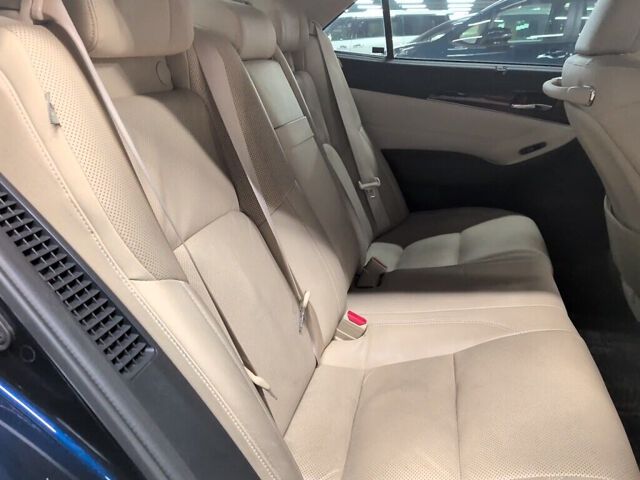 2015 Toyota Crown R Saloon G auction photo 6