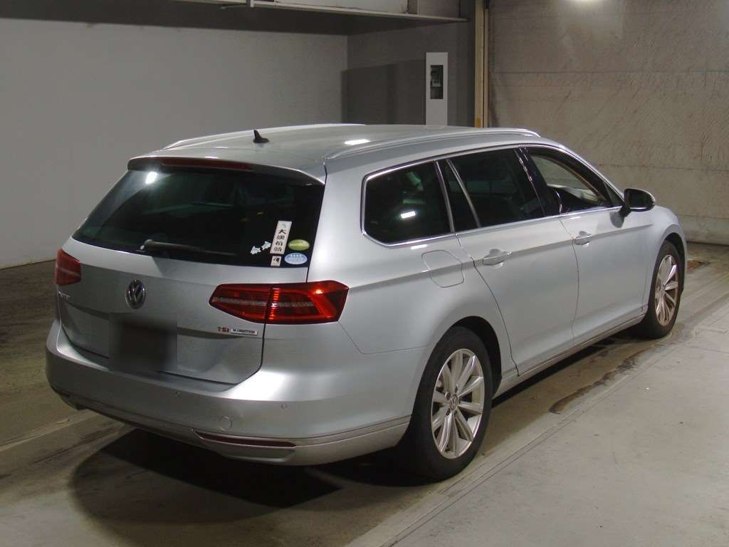 2017 Volkswagen VW パサートヴァリアント TSIエレガンスライン auction photo 2
