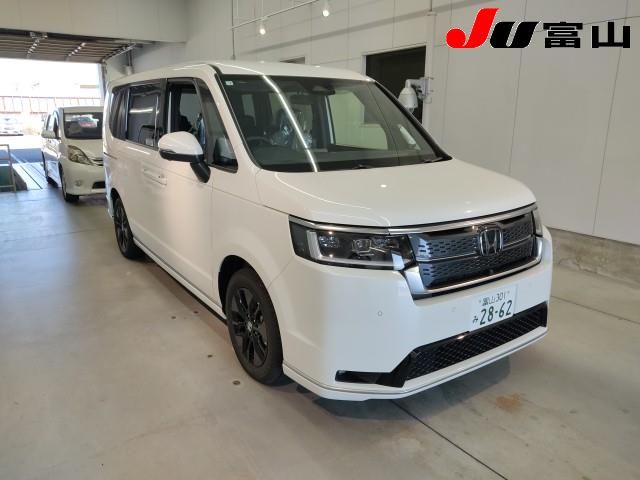 Japan Auction Vehicles 5 2026 Honda Stepwgn 4WD Premium Line auction photo