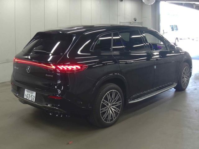 2023 Mercedes-Benz EQS 450 4M SUV AMGライン auction photo 3