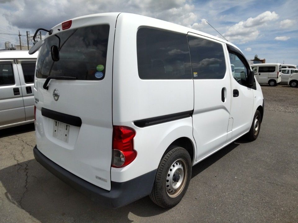 2020 Nissan NV200 Vanette auction photo 2