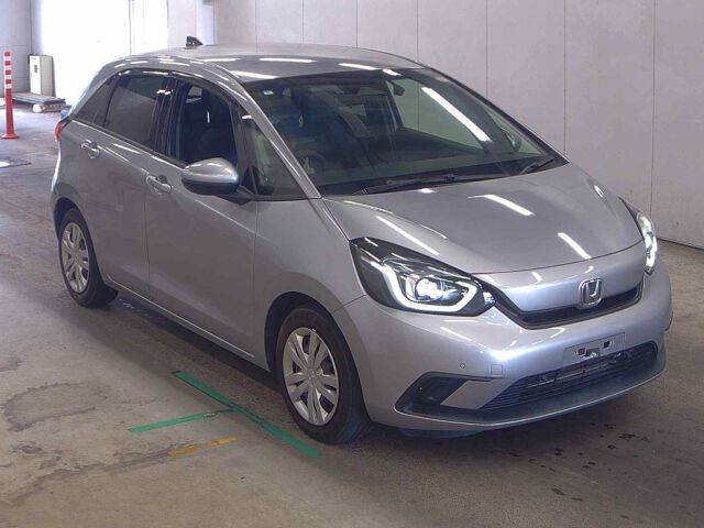 Japan Auction Vehicles 8 2021 Honda Fit ホーム auction photo