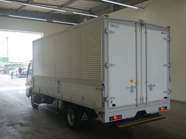 2018 Mitsubishi Fuso Canter Aluminum Wing Wide, S Long auction photo 2