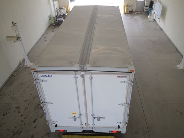 2018 Mitsubishi Fuso Canter Aluminum Wing Wide, S Long auction photo 3