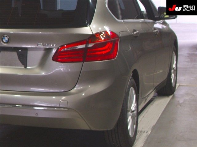 2015 BMW 2シリーズ Aツアラー 218d ラグジュアリー auction photo 8