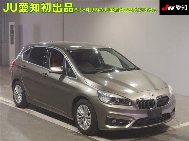 2015 BMW 2シリーズ Aツアラー 218d ラグジュアリー Japan auction vehicle