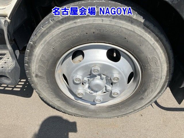 2013 Toyota Dyna Sansui auction photo 9