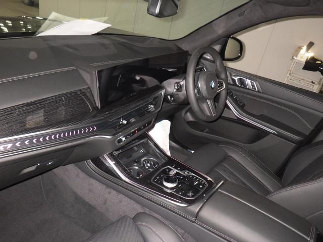 2025 BMW BMW X7 xDrive40d MSP auction photo 2