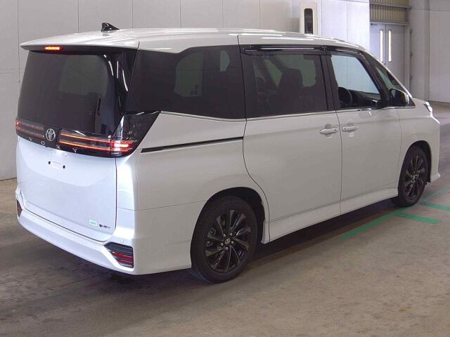 2026 Toyota Voxy ハイブリッドS-Z auction photo 5