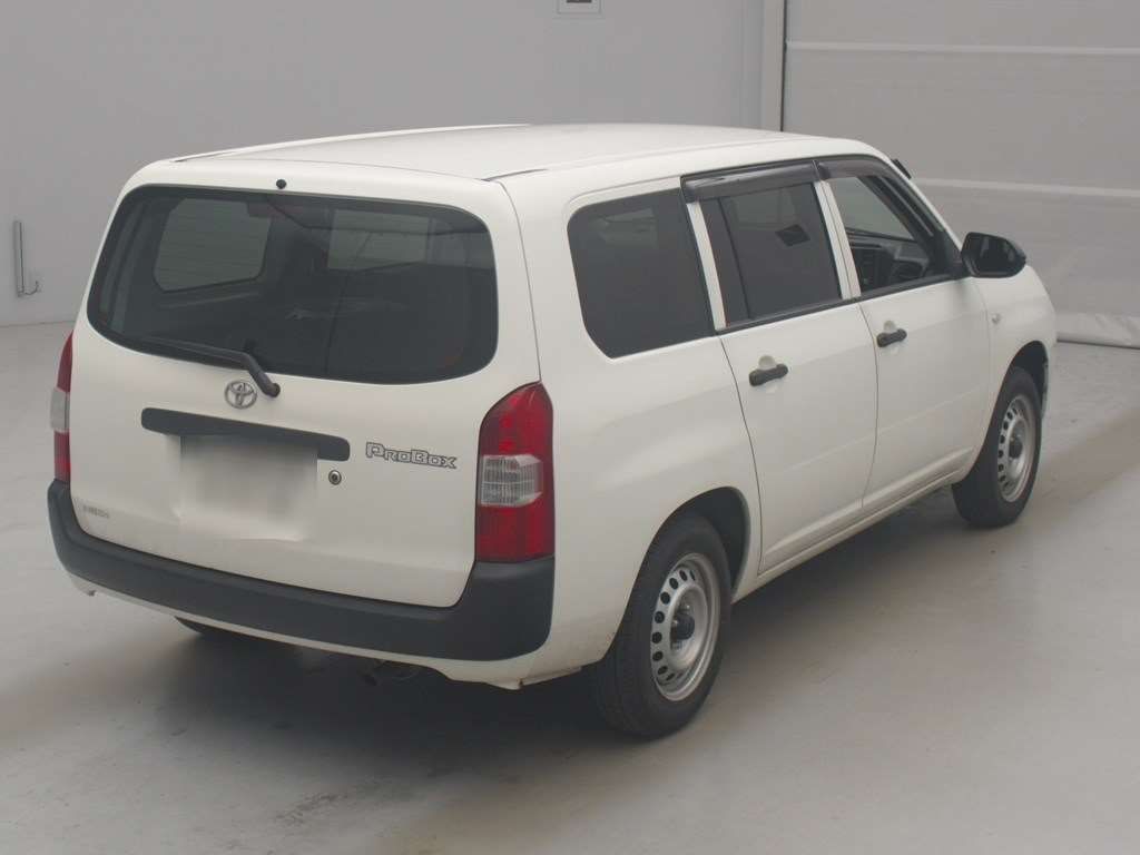 2021 Toyota Probox DX Comfort 4WD auction photo 2