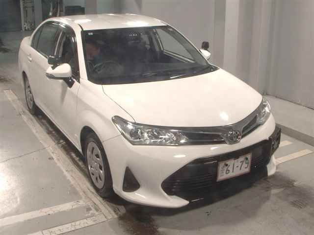 Japan Auction Vehicles 11 2020 Toyota Corolla Axio auction photo