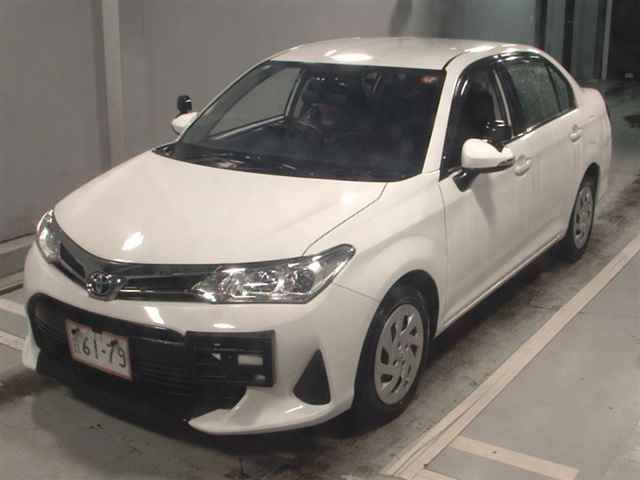 2020 Toyota Corolla Axio auction photo 4