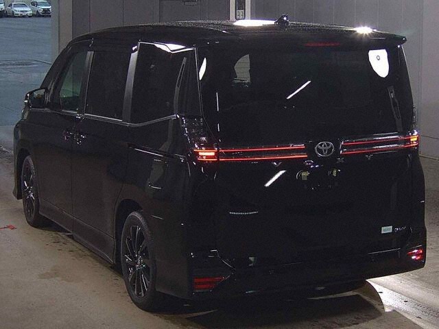 2026 Toyota Voxy Hybrid S-Z auction photo 2