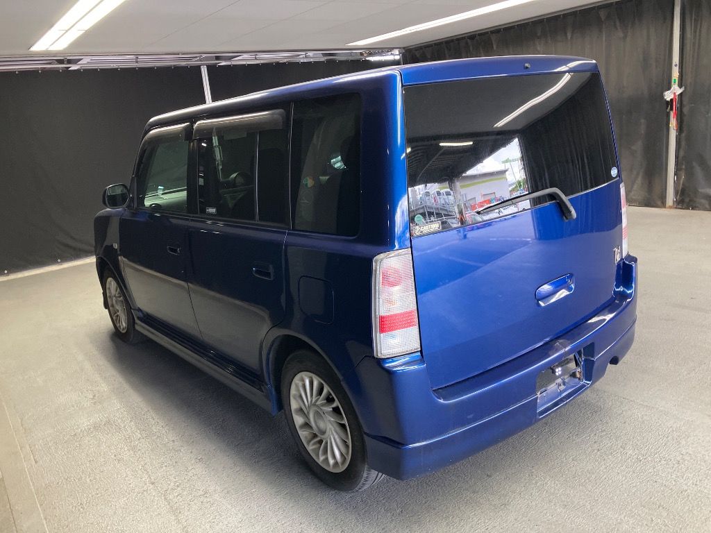 2002 Toyota bB SX version auction photo 2