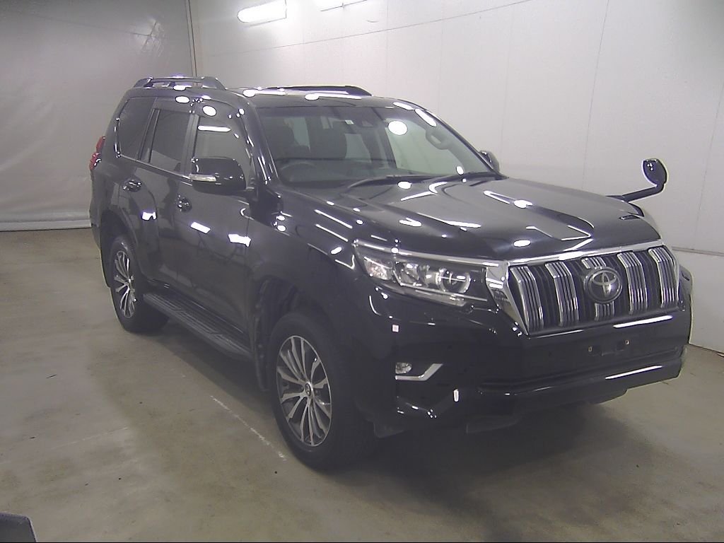 2017 Toyota Land Cruiser Prado TX L Japan auction vehicle