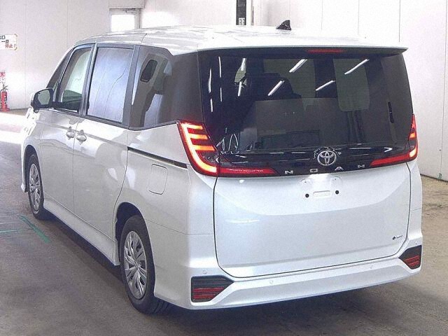 2026 Toyota Noah Hybrid S-X auction photo 2