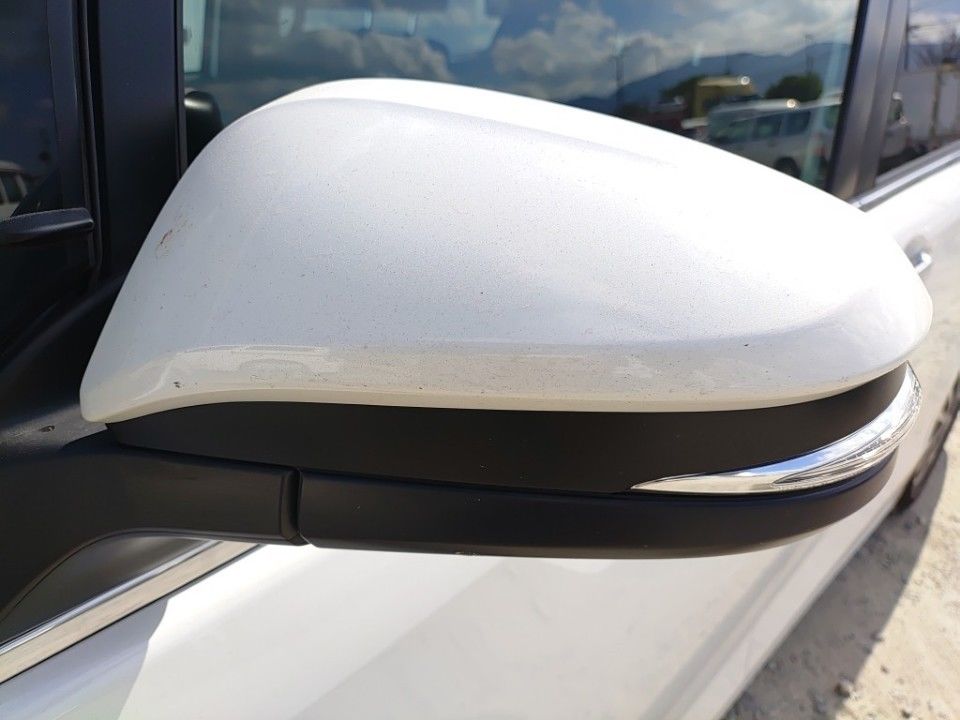 2019 Toyota Esquire auction photo 21