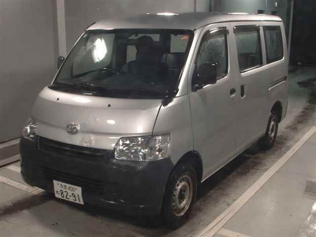 2015 Toyota タウンエース バン DX auction photo 4