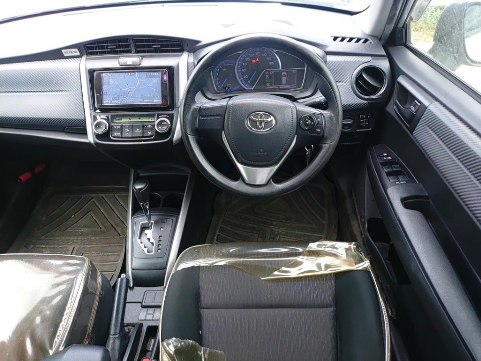 2013 Toyota Corolla Fielder auction photo 3