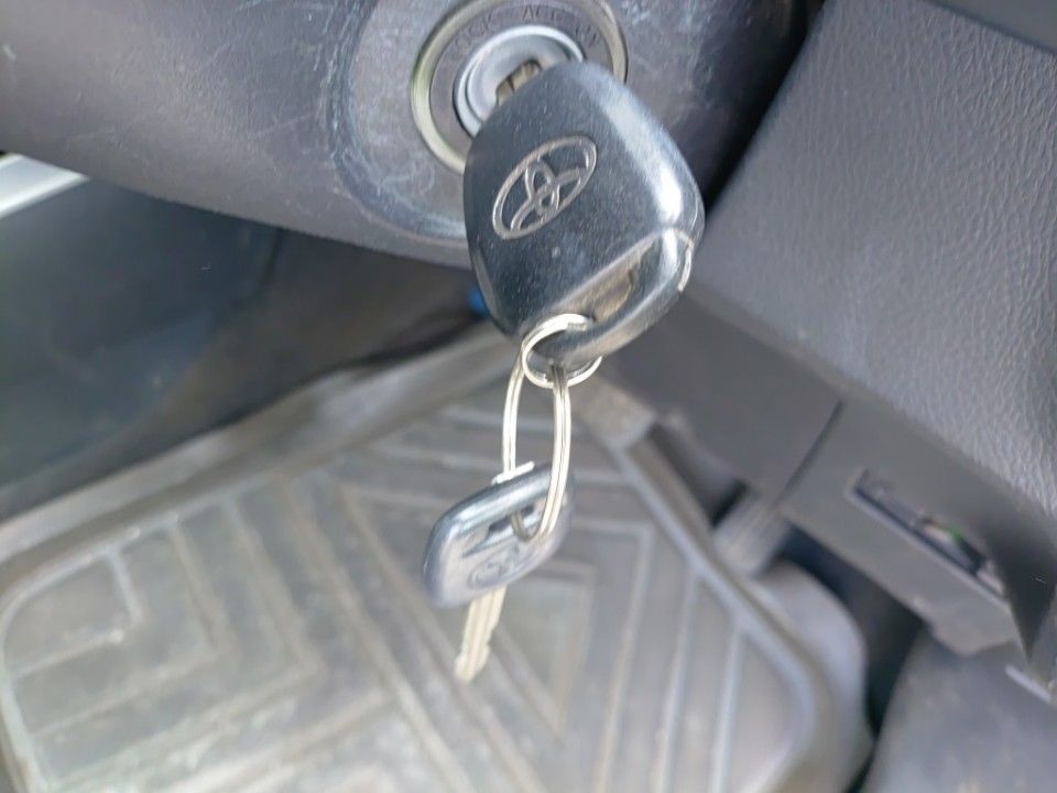 2013 Toyota Corolla Fielder auction photo 15