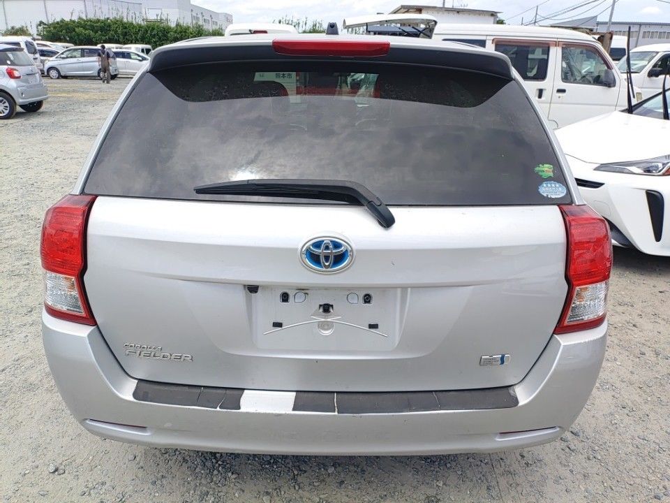 2013 Toyota Corolla Fielder auction photo 5