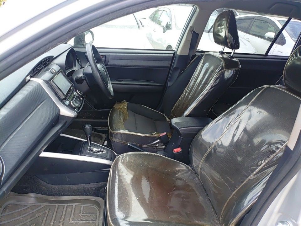 2013 Toyota Corolla Fielder auction photo 16