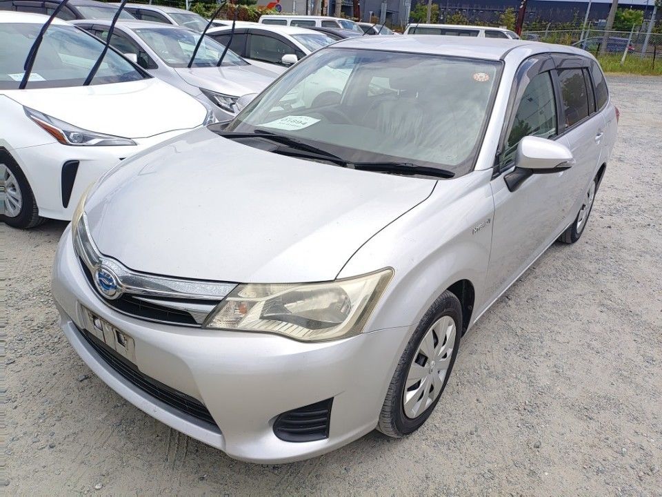 Japan Auction Vehicles 35 2013 Toyota Corolla Fielder auction photo
