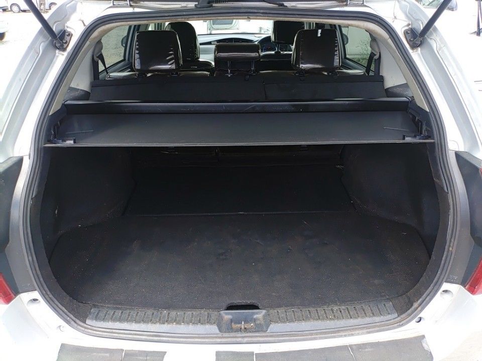 2013 Toyota Corolla Fielder auction photo 8