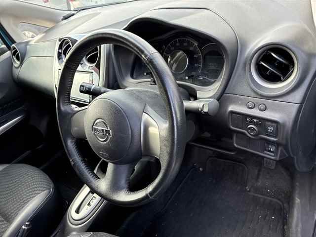 2013 Nissan Note メダリスト auction photo 3