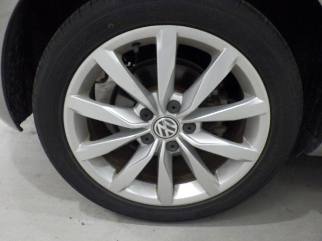 2015 Volkswagen ゴルフ 5HB TSIハイラインBMT auction photo 9