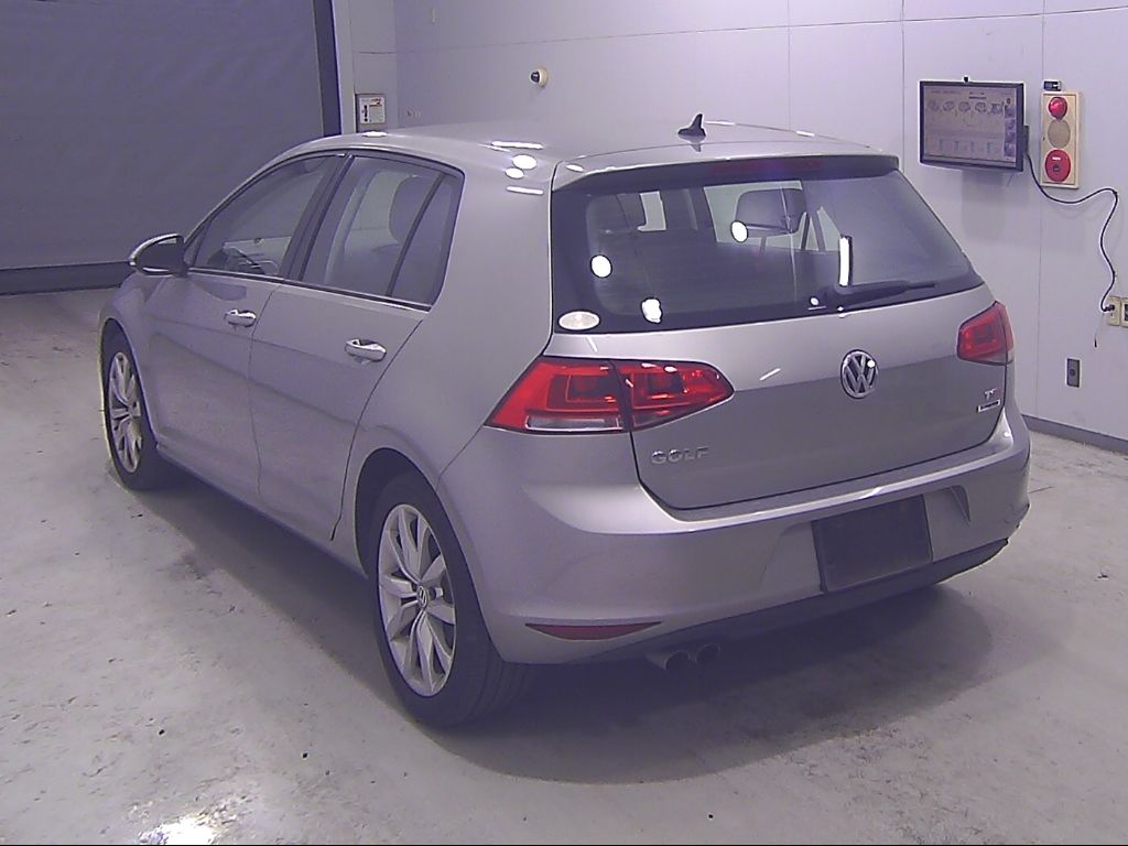 2015 Volkswagen ゴルフ 5HB TSIハイラインBMT auction photo 5