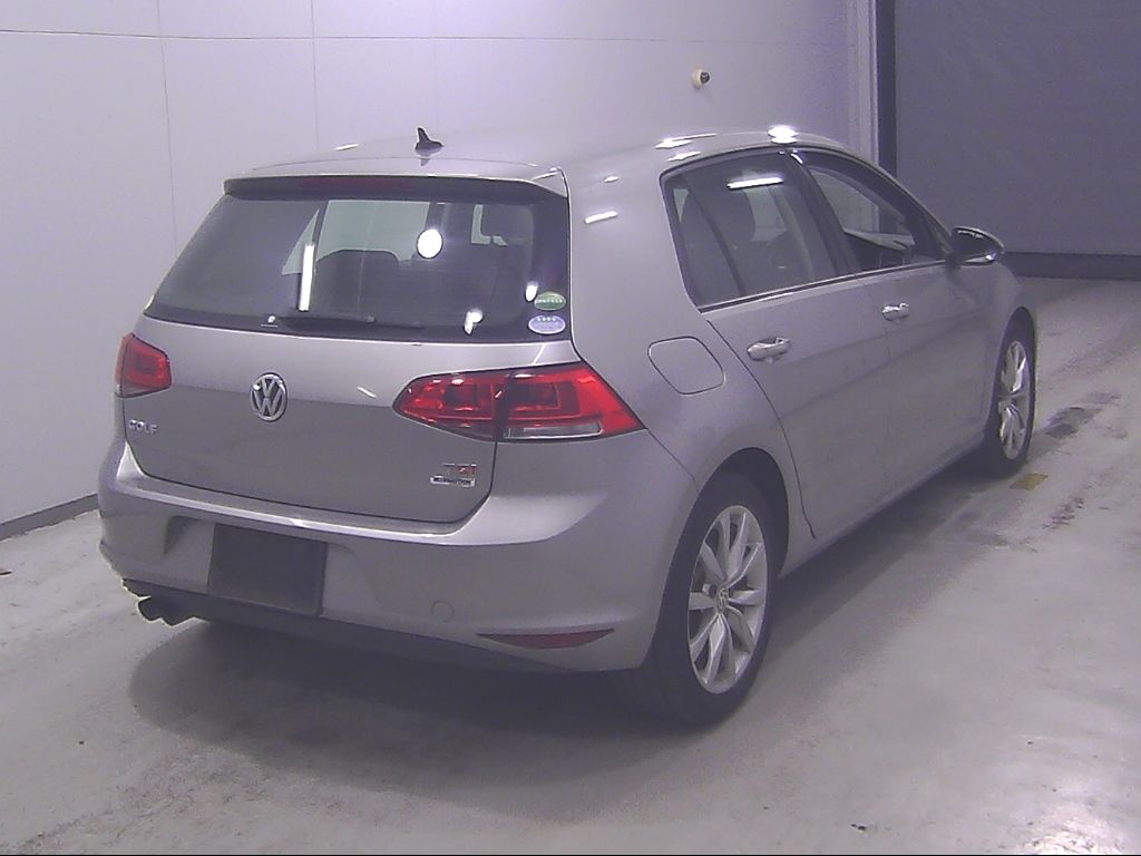 2015 Volkswagen ゴルフ 5HB TSIハイラインBMT auction photo 2