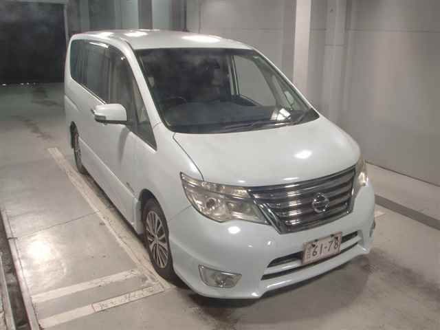 2014 Nissan Serena ハイウェイスターSハイブリッド Japan auction vehicle