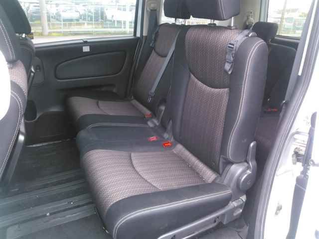 2014 Nissan Serena ハイウェイスターSハイブリッド auction photo 9