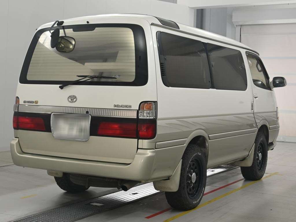 2000 Toyota Hiace Living Saloon EX 4WD auction photo 2