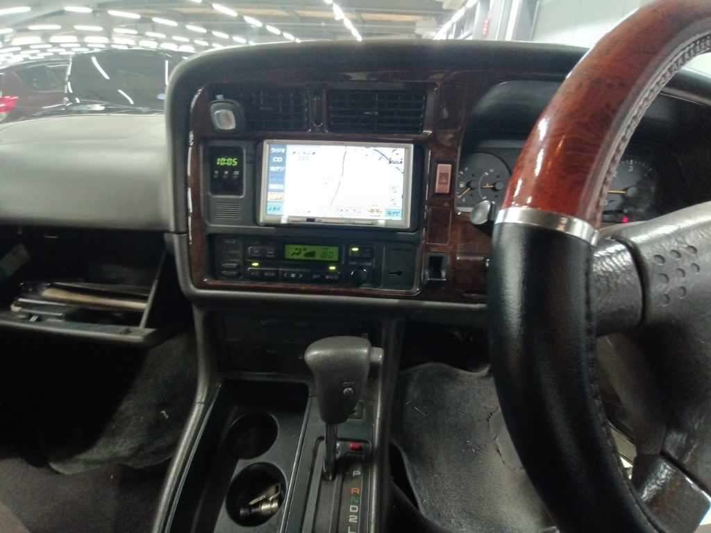 2000 Toyota Hiace Living Saloon EX 4WD auction photo 11