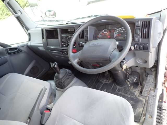 2016 Isuzu Elf 1.9t Bottle Cart auction photo 6