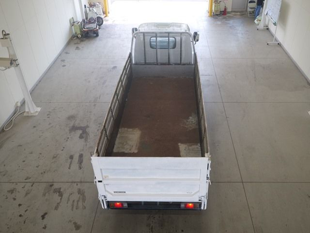 2006 Isuzu Elf ヒラ PG auction photo 3