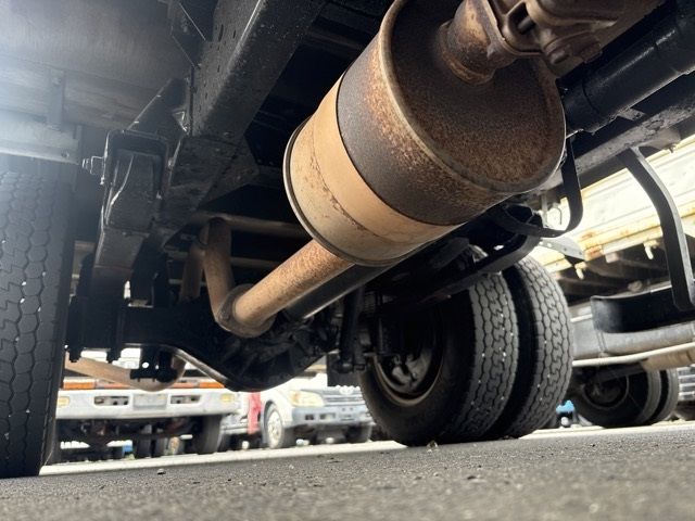 2006 Isuzu Elf ヒラ PG auction photo 10