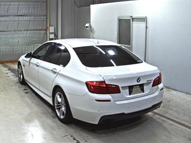 2013 BMW 5 Series 528i Mスポーツパッケージ auction photo 2