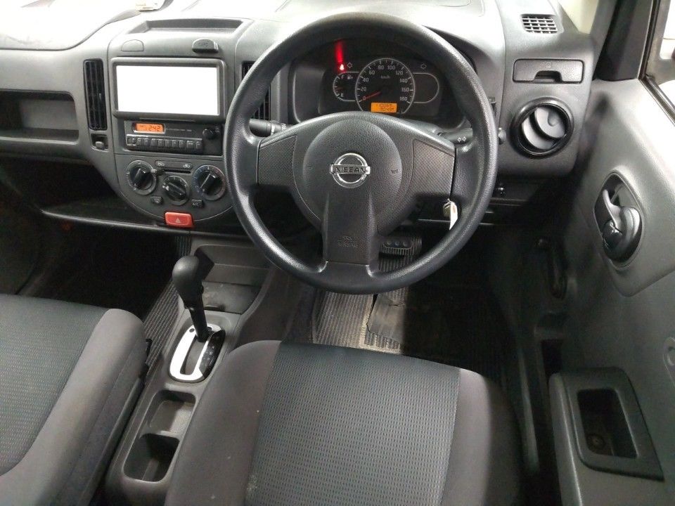2013 Nissan AD auction photo 3