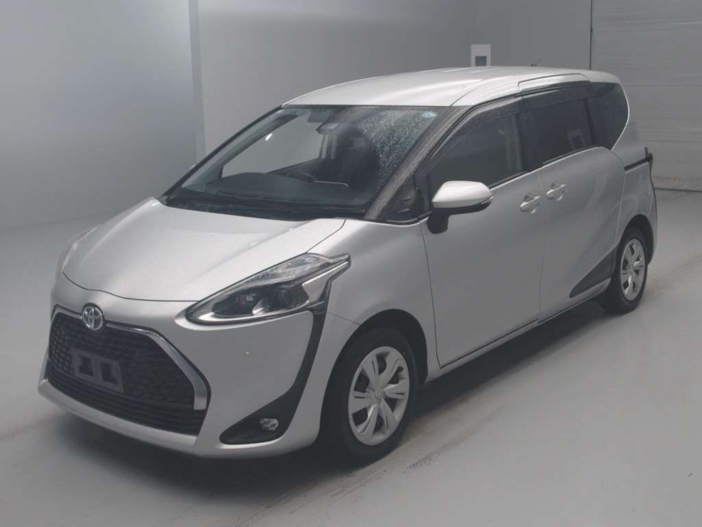 2021 Toyota Sienta Hybrid Fanbase G Japan auction vehicle