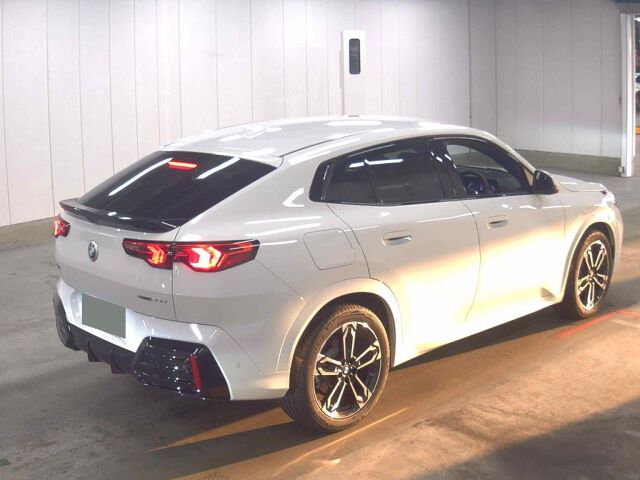 2026 BMW X2 XDRIV20D M Sport 4WD auction photo 5