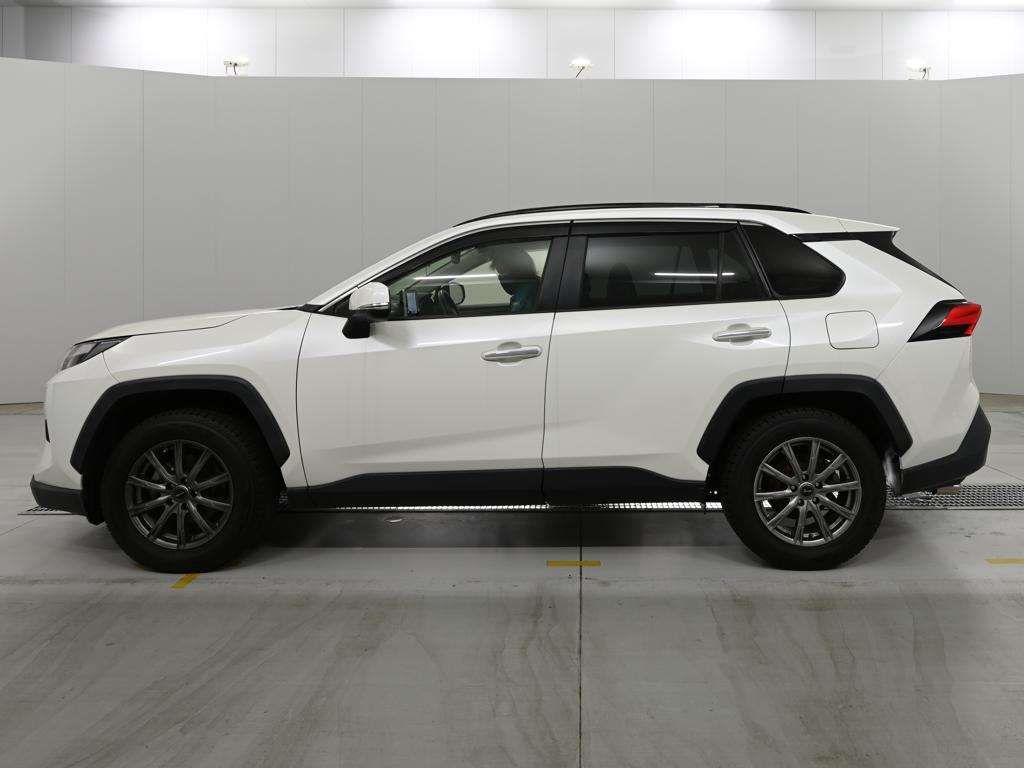 2022 Toyota RAV4 ハイブリッドG 4WD auction photo 4