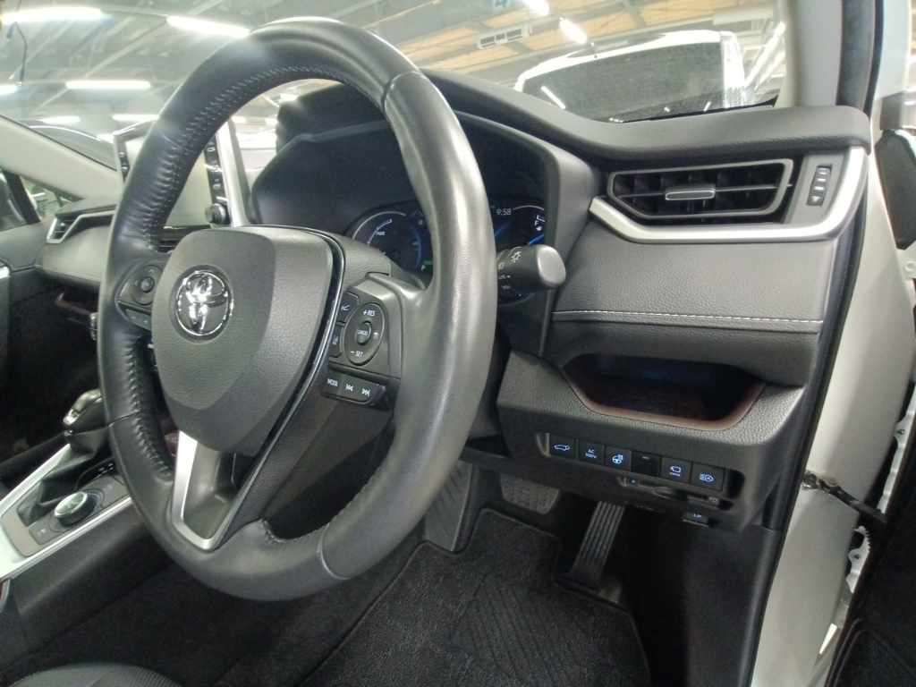 2022 Toyota RAV4 ハイブリッドG 4WD auction photo 9