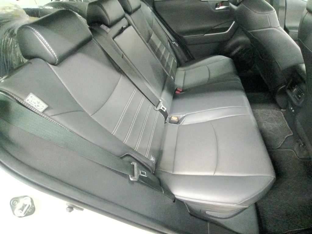 2022 Toyota RAV4 ハイブリッドG 4WD auction photo 12
