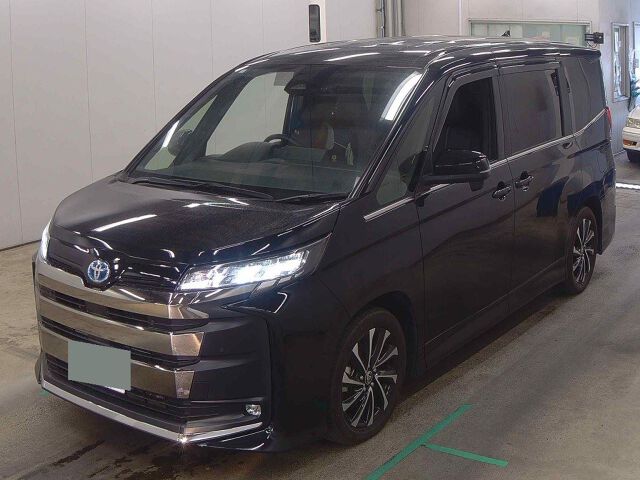 2024 Toyota Noah ハイブリッドS-Z auction photo 4