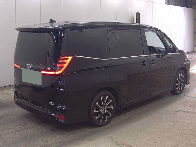 2024 Toyota Noah ハイブリッドS-Z auction photo 5