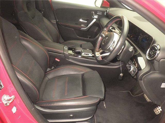 2019 Mercedes-Benz A200d AMG Line auction photo 5