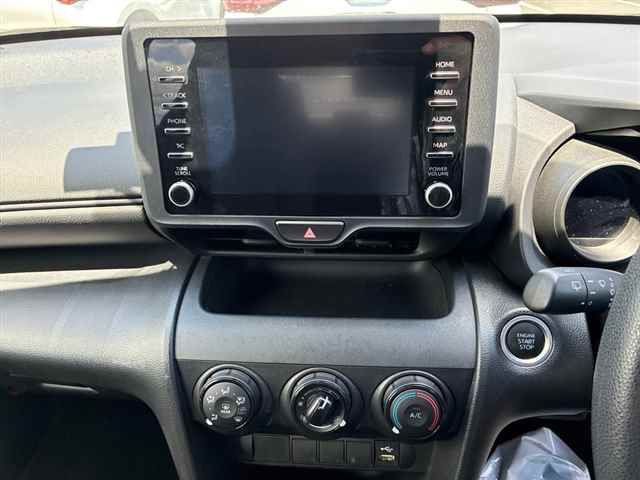 2023 Toyota Yaris Cross X auction photo 6